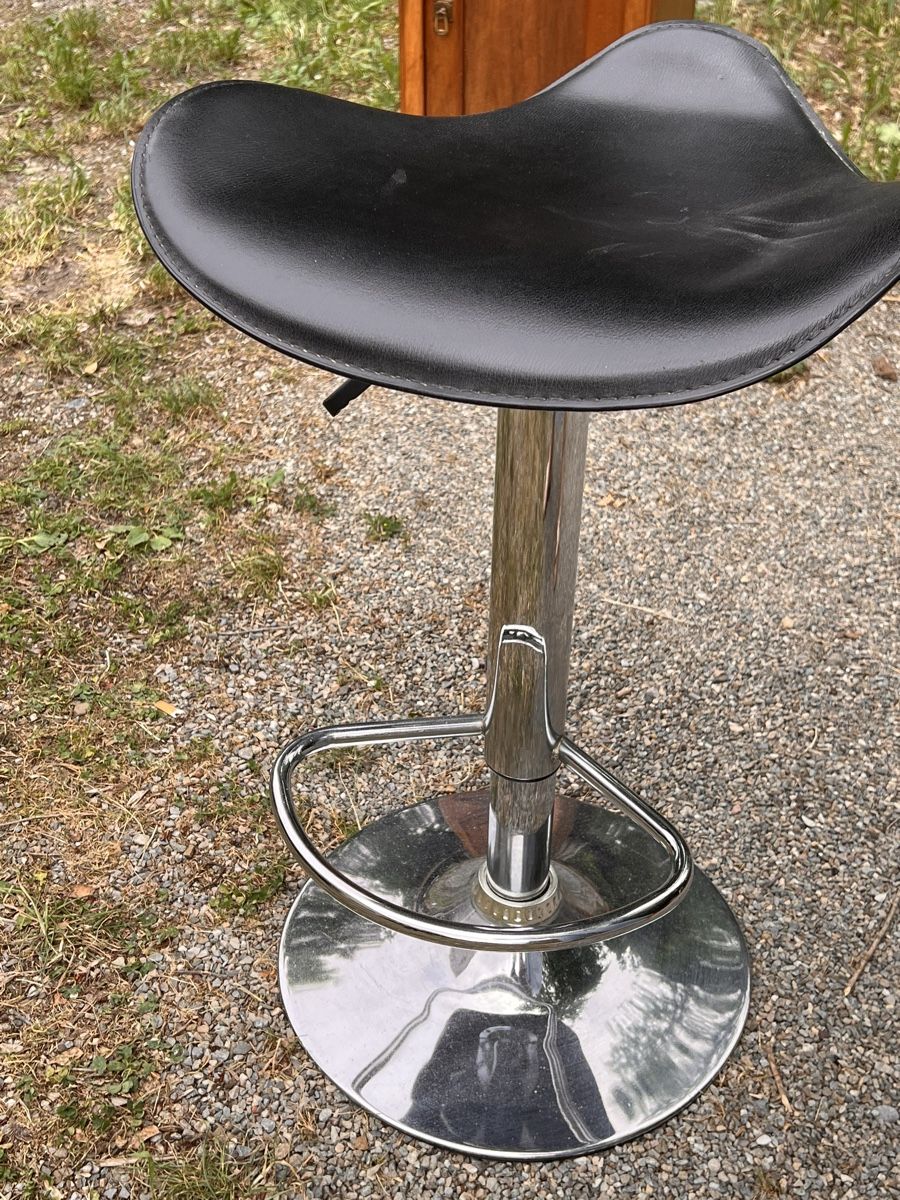Sgabelli: Barhocker Schwarz (70) – Usato da Glattfelden venduto da maa_qcj8 2