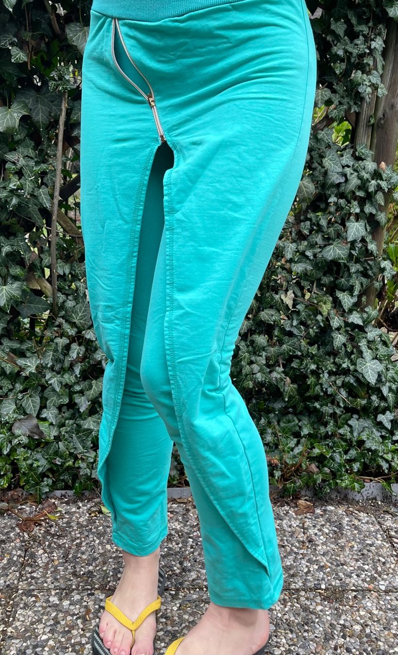 Pantalons: Pantaloni Con cerniera verticale – Neuf (Voir description) à Gordevio par LanaZimm 4