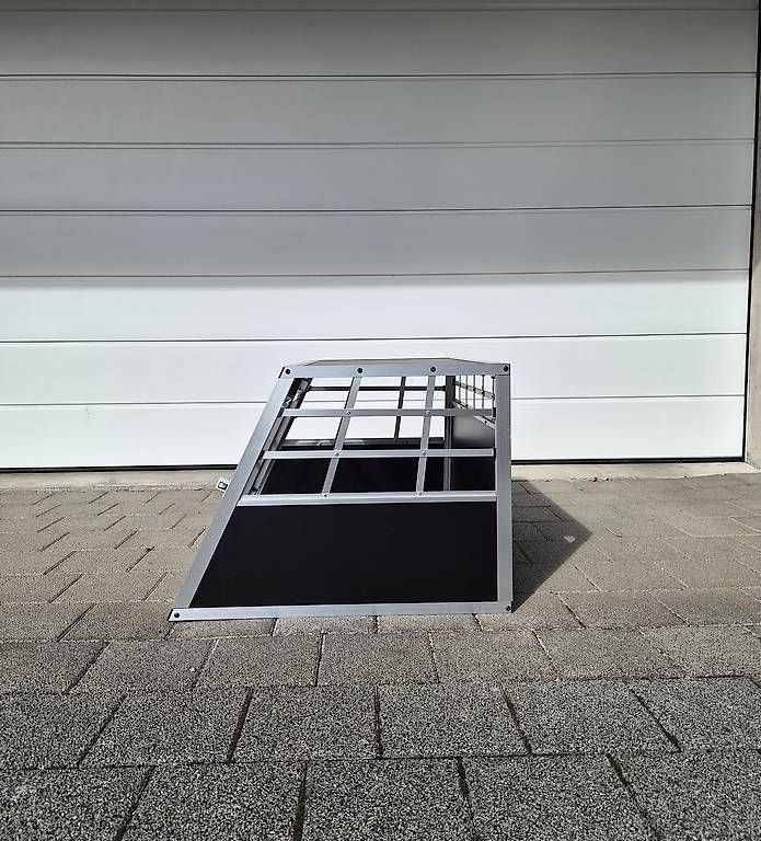 Gabbie, trasporto & Sicurezza: Hundebox – Usato da Walenstadt venduto da Corona5 1