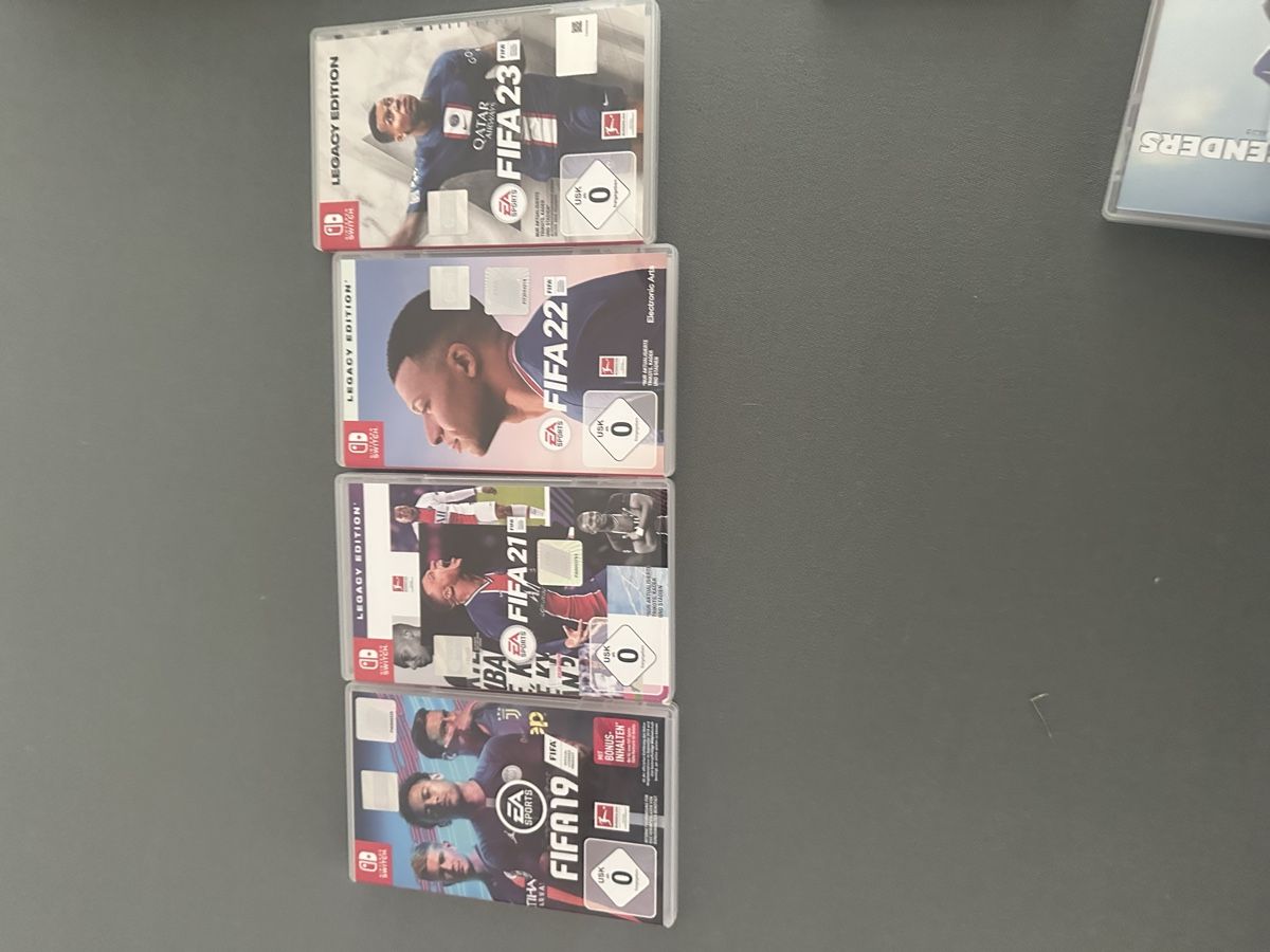 Nintendo Giochi: FIFA 19,21,22,23 Nintendo – Nuovo (secondo la descrizione) da Winterthur venduto da raf_bn56