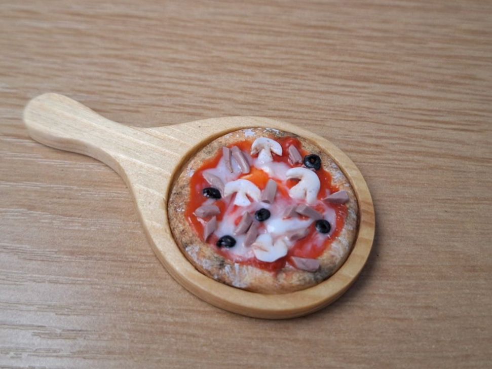 Case e mobili per bambole: Handmade Pizza, Schinken Champignon oliven – Nuovo (secondo la descrizione) da Zürich venduto da HandmadeTinyFood 6