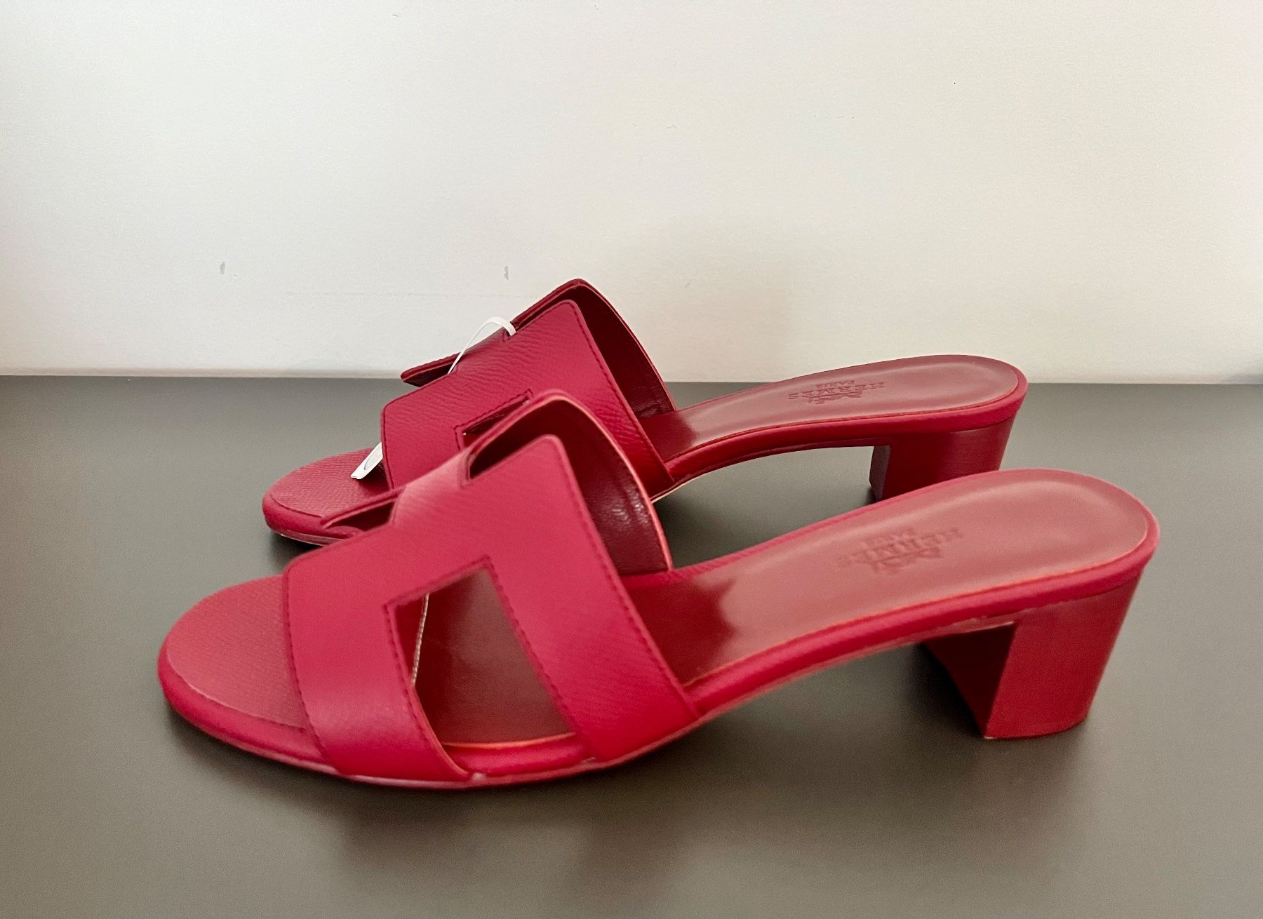 Hermès Damenschuhe: Hermes Oasis ciabatte – Neu (gemäss Beschreibung) aus Breganzona von  2