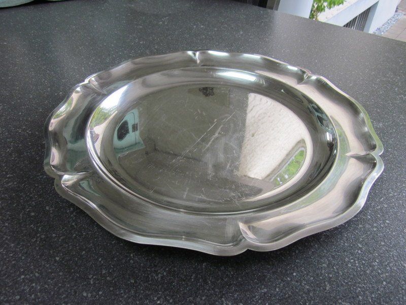 Plateaux: Grosse runde Platte, Tablett, Schale versilbert – D'occasion à Bischofszell par Pfau0 8