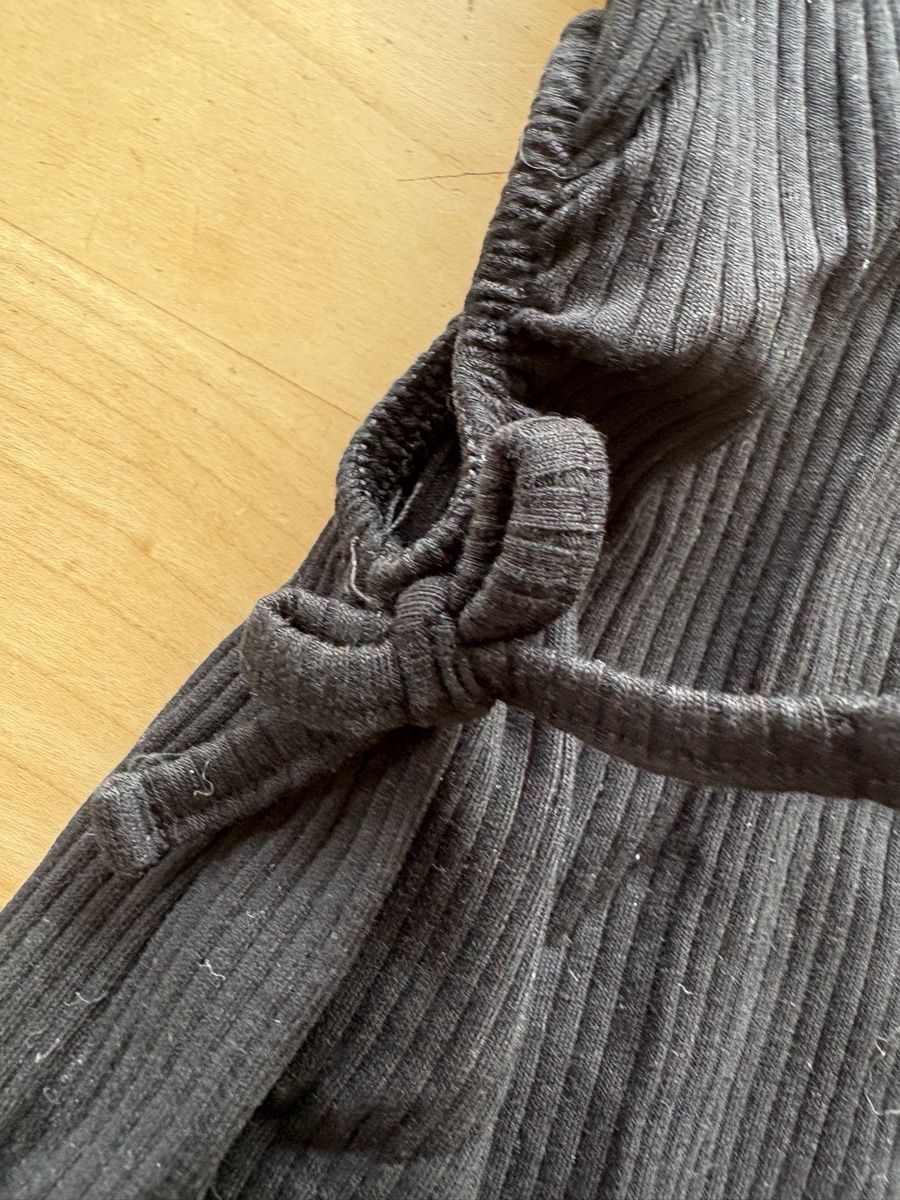 C&A Vestiti & Gonne: Schwarzes Kleid 152 cm – Usato da Bergdietikon venduto da Marineh2004 1