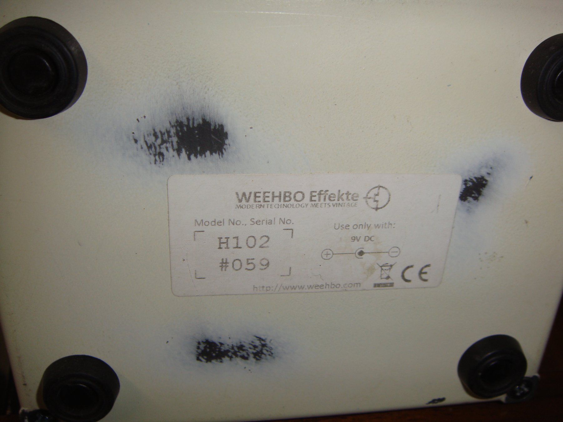 Strumenti musicali: Weehbo Dumbledore – Usato da Büron venduto da Analoggallery 4