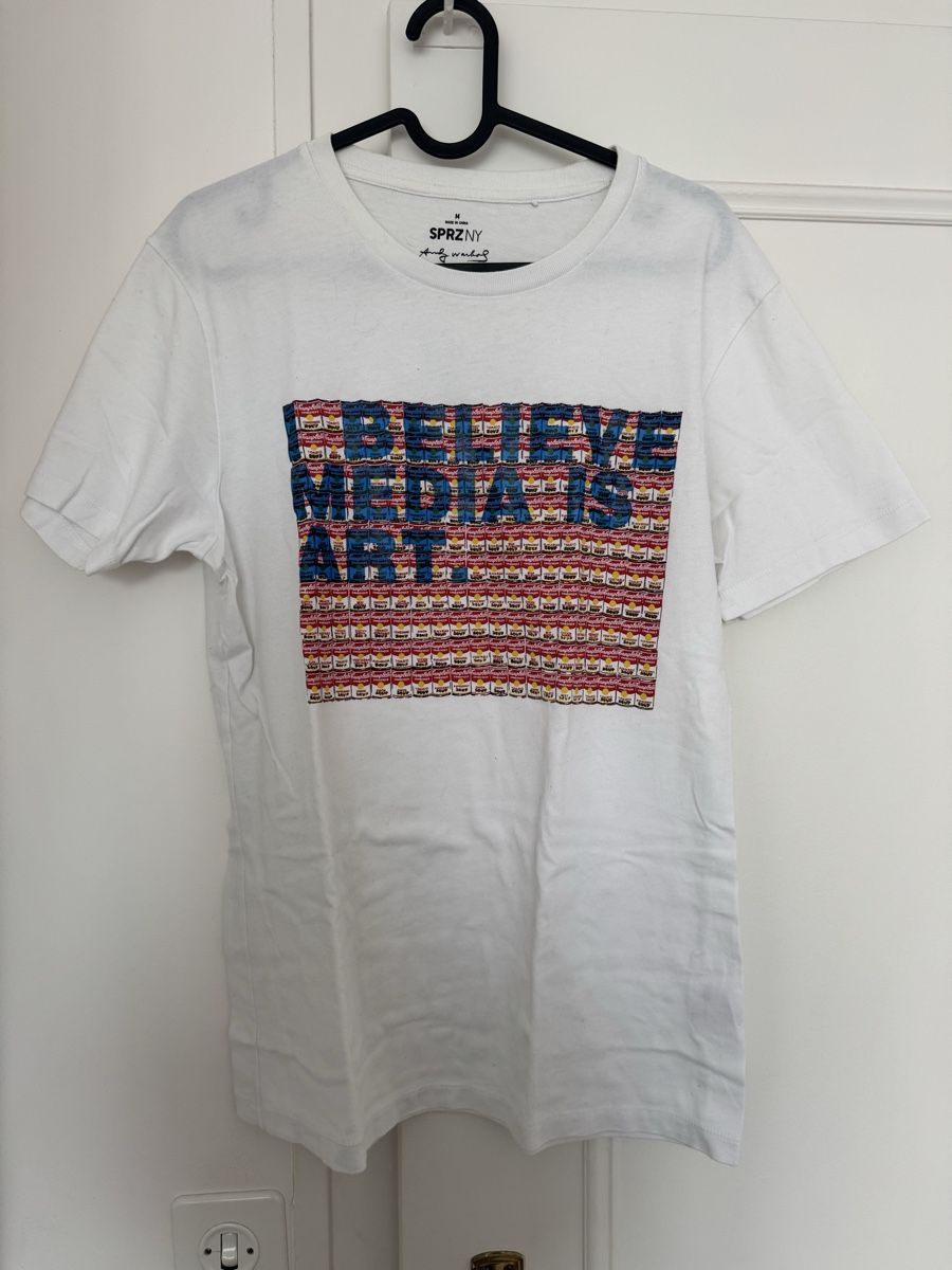 Uniqlo T-shirt: T-shirt Uniclo – Usato da Thônex venduto da emm_f5jb