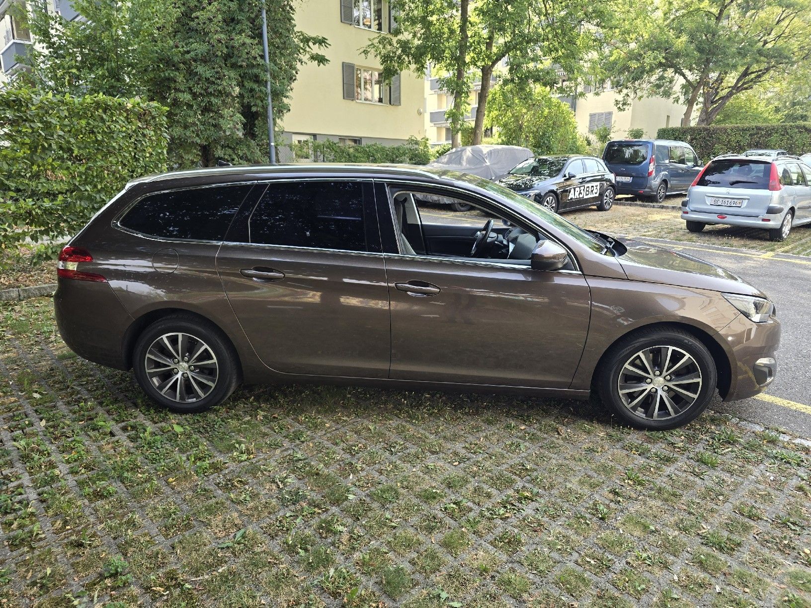 Peugeot Automobili: Peugeot 308 1.6 – Usato da Moosseedorf venduto da R.ismailji 3