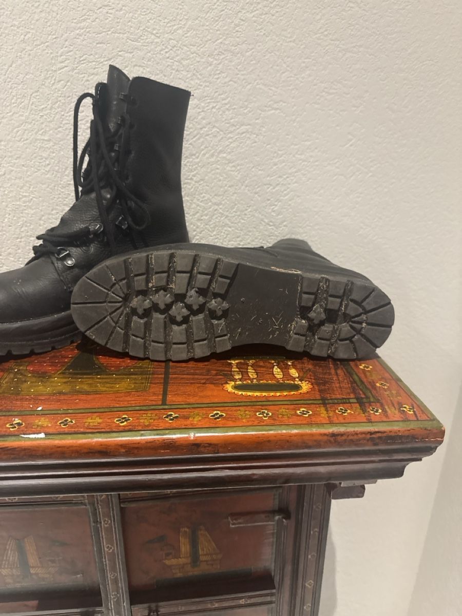 Schweizer Armee Scarpe da uomo: Schweizer Kampfstiefel 90 – Nuovo (secondo la descrizione) da Villmergen venduto da luk_kpl2 1