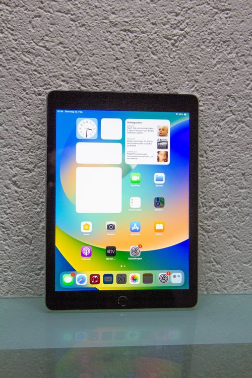 Apple iPad 6. Gen 2018 32 GB Wi-Fi + Cellular Space Grau | Kaufen auf ...