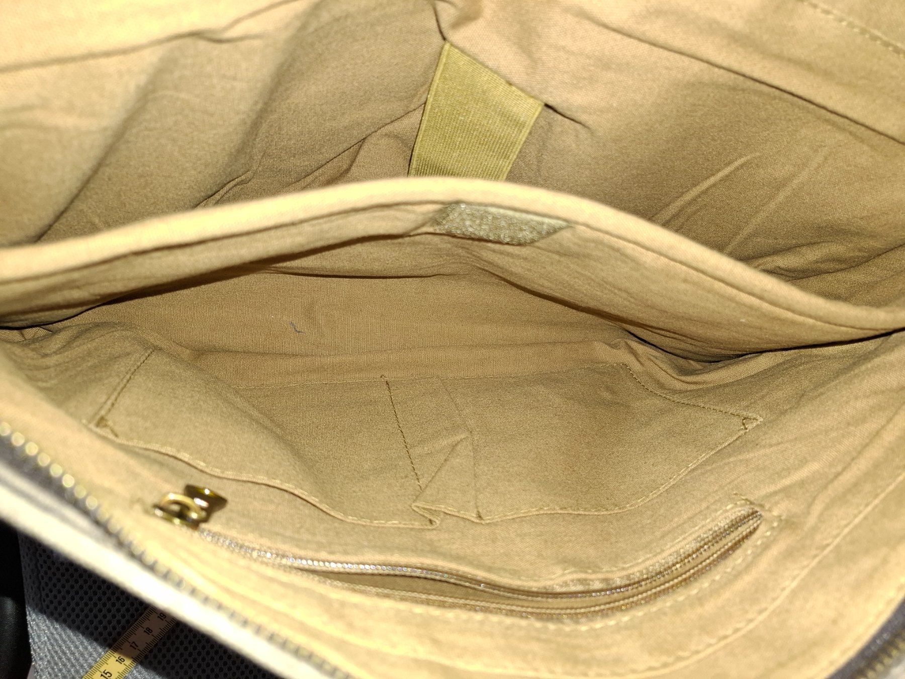 Valises & Sacs: Rustikale Tablet/Laptop Tasche – D'occasion à Landquart par Clubsucher 1