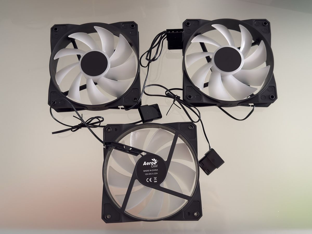 PC: 3x 120mm PC Fan – Nuovo (secondo la descrizione) da Cadenazzo venduto da nick995