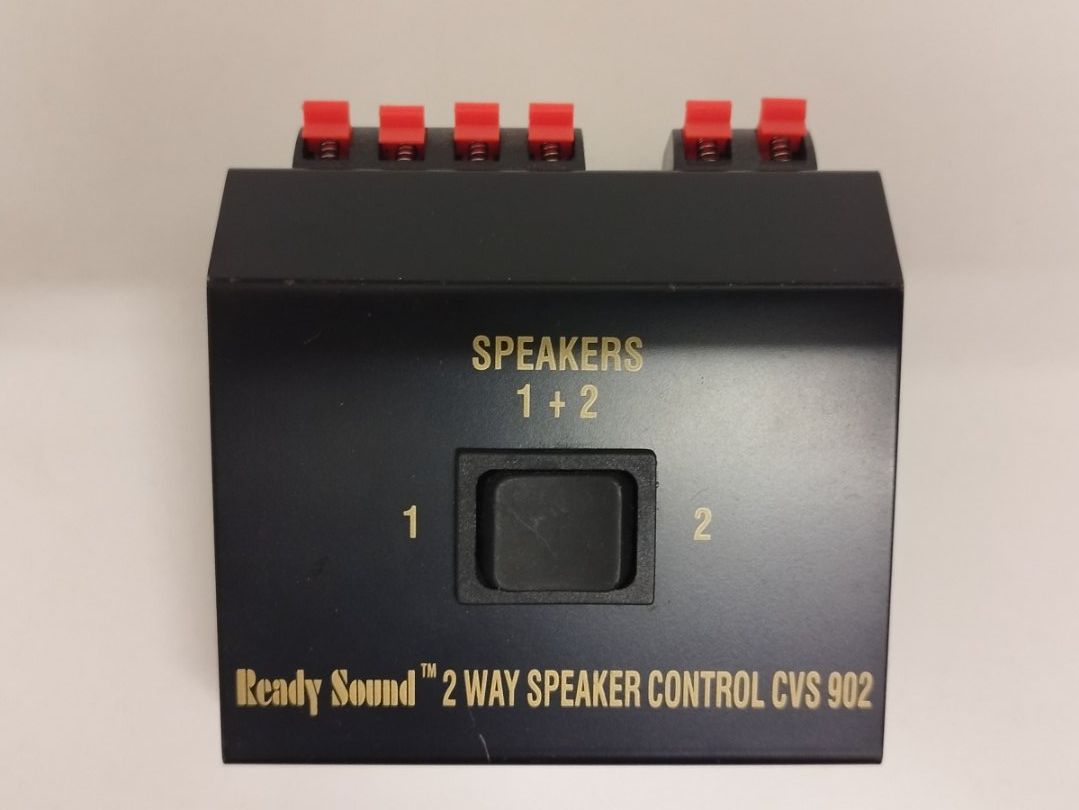 Hubs & Switches: Ready Sound 2 Way Speaker Control CVS 902 – Gebraucht aus Bedano von fmilos 2