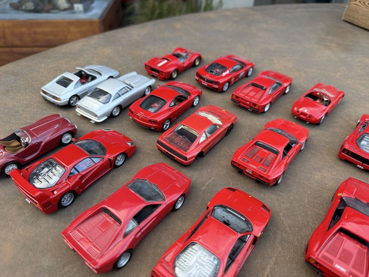 Modellini d'auto: Ferrari Sammlung in 1/43 - 18 Modelle – Difettoso da Wolfwil venduto da Rolex1 5