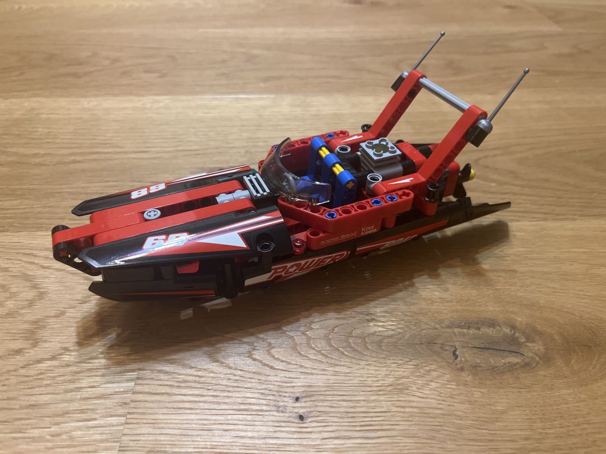 Lego Kit di costruzioni: Lego 42089 Speedboot – Usato da Wagen venduto da barch80 1