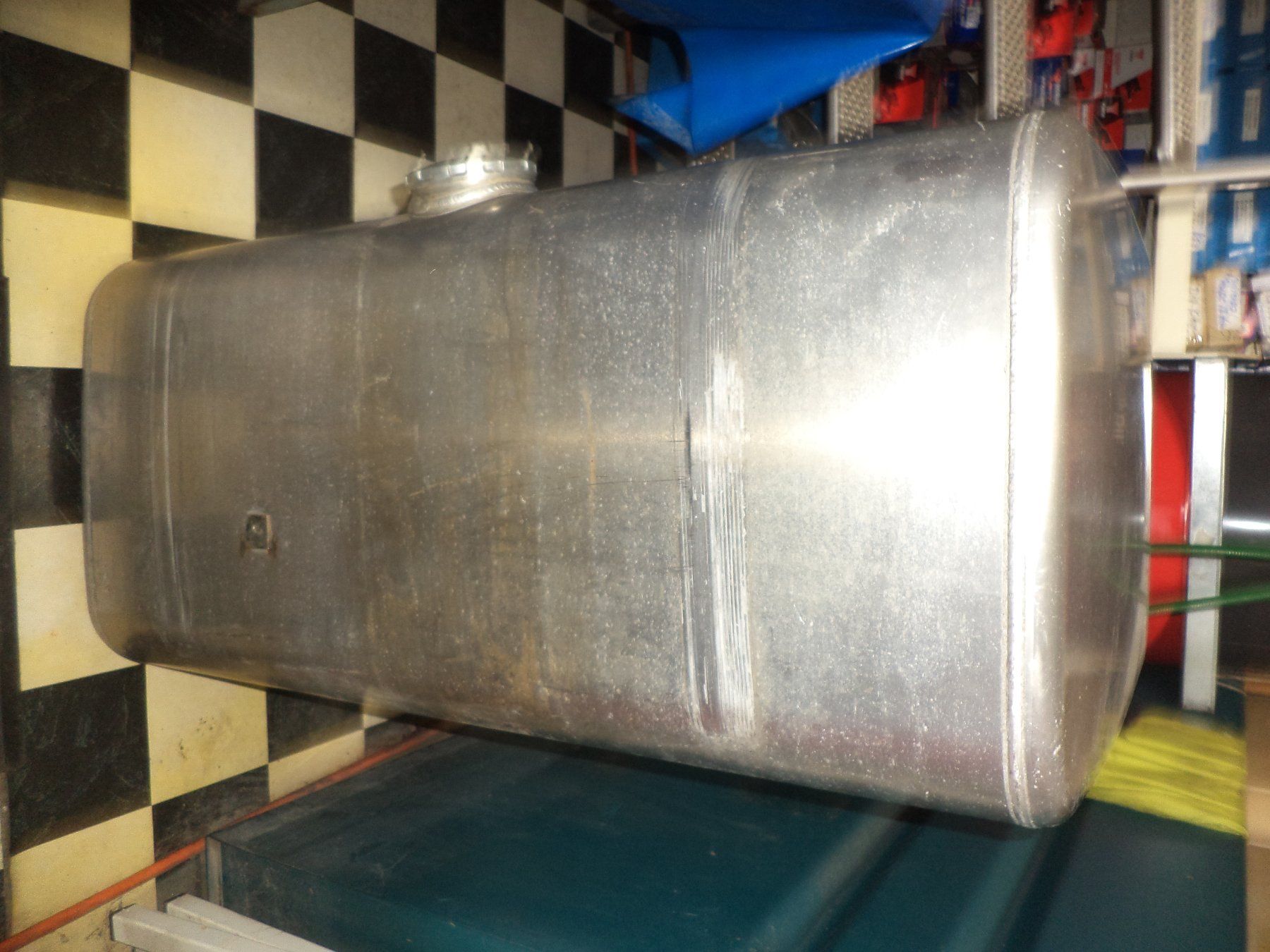 Accessori per altri veicoli: Aluminium Dieseltank - oder ev. auch Anderes – Usato da Oetwil am See venduto da Avenger07 5