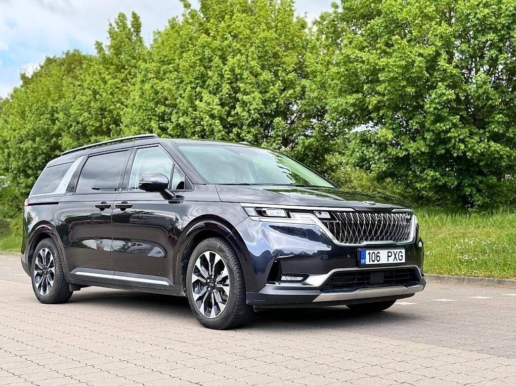 Automobili: KIA Carnival – Usato da Zug venduto da som_rbz8