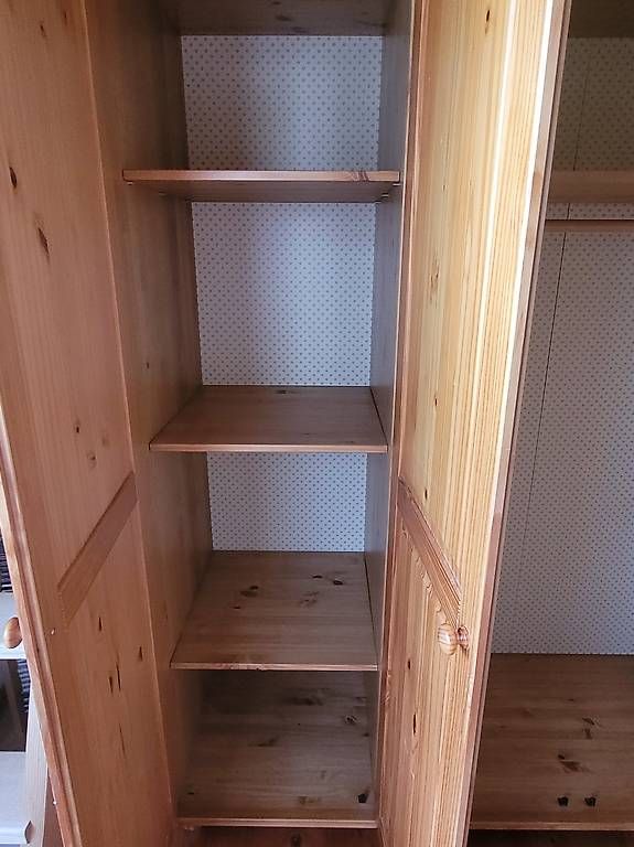 Schränke: Kleiderkasten (Kinder) – Gebraucht aus Grabs von Micromue 3