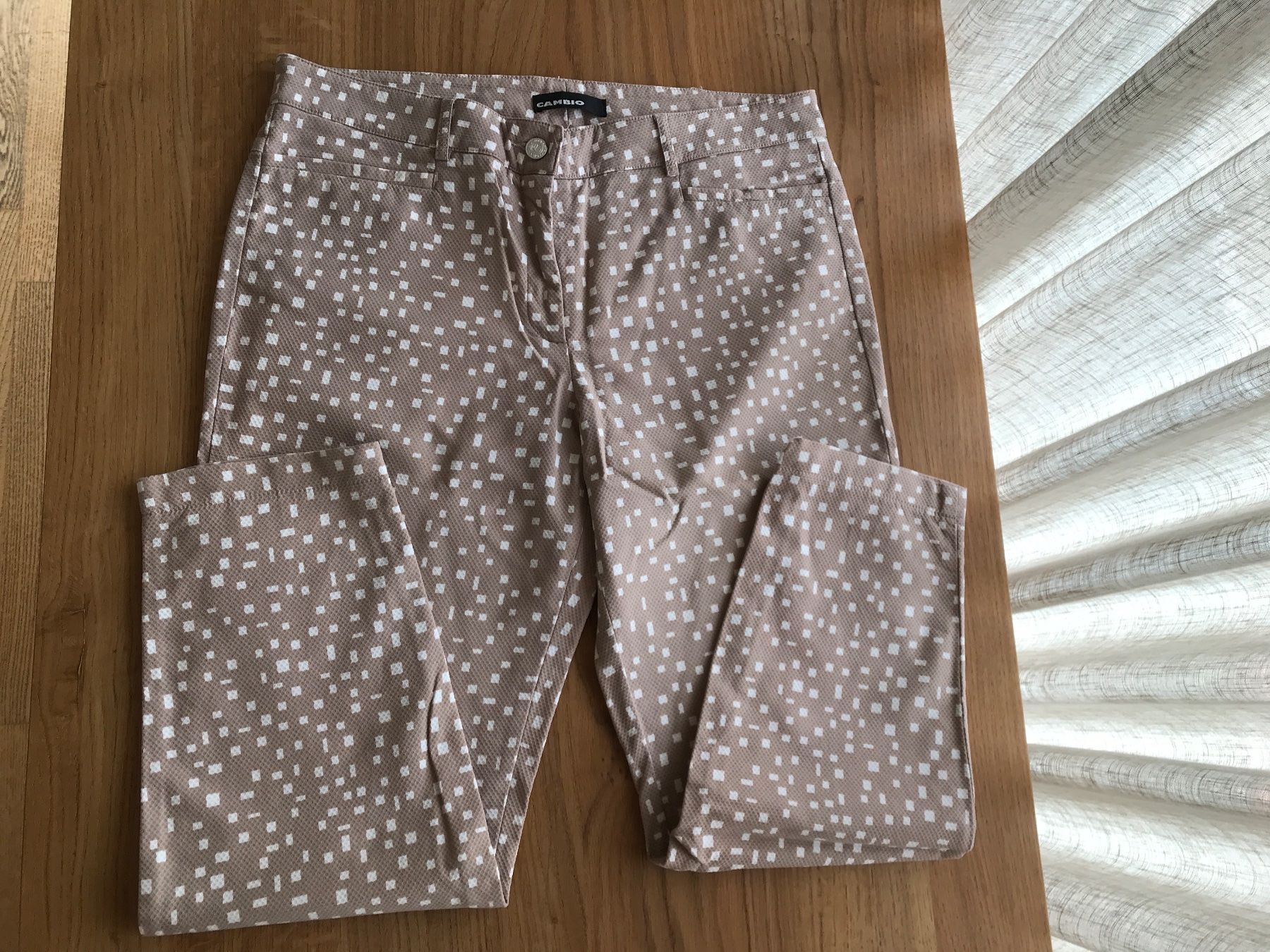 Cambio Pantaloni: Hose Cambio – Usato da Marthalen venduto da Chuegi1 1