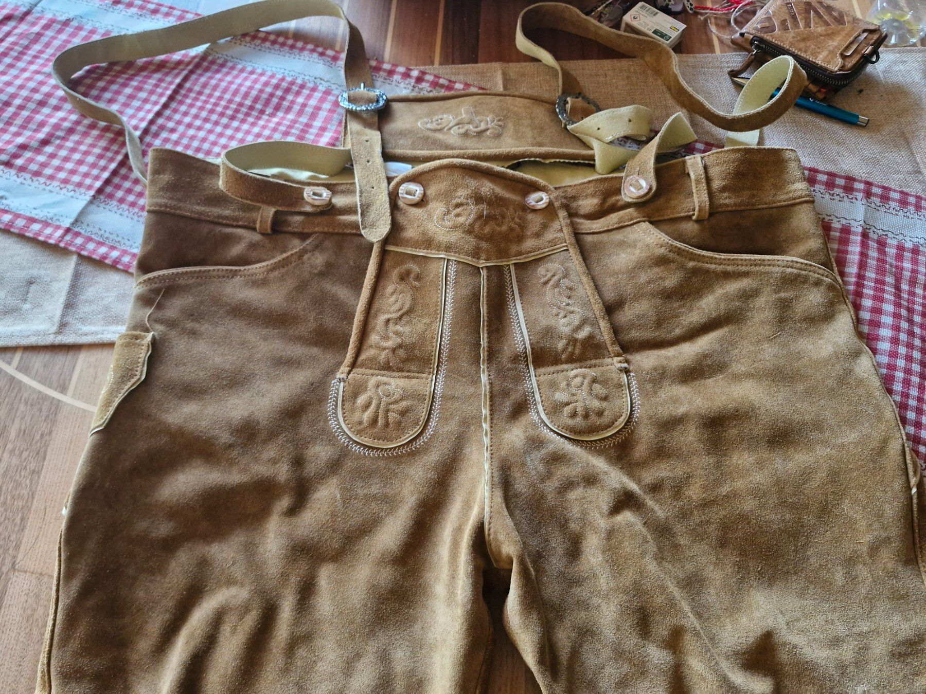 Pantaloni: Oktoberfest Herrenhose – Usato da Guarda venduto da rue_bpd7 1