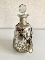 Shabby Chic Glasfläschchen mit Zapfen