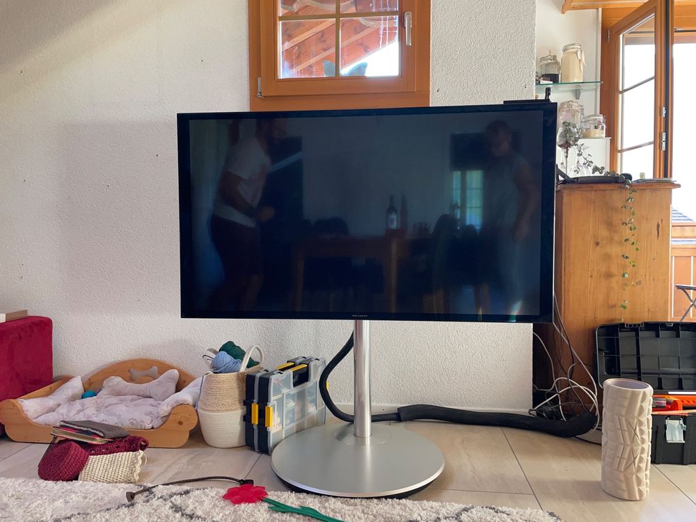 B And O Television