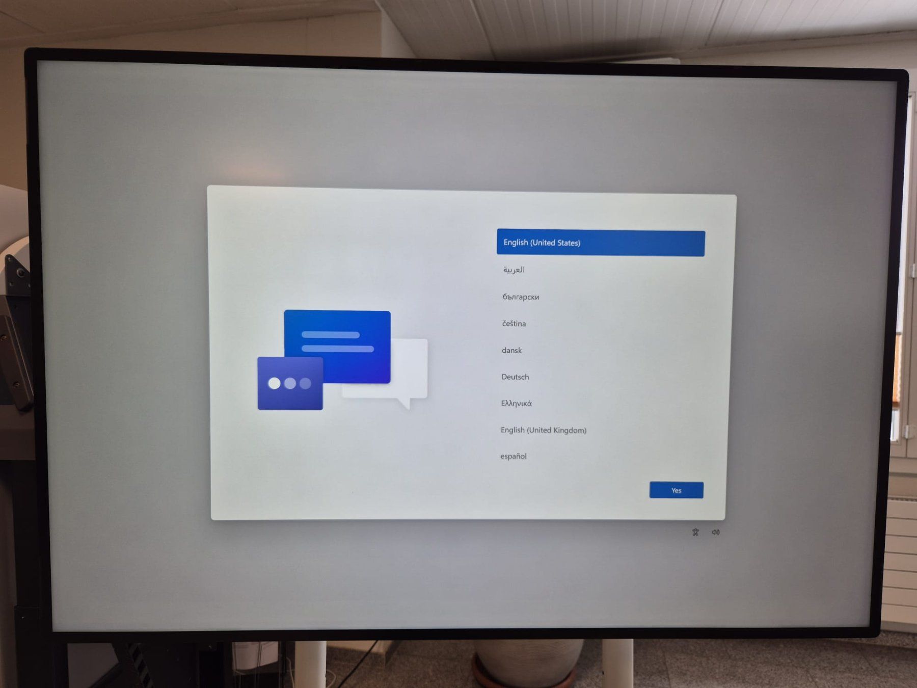 Microsoft Monitor: Surface Hub 2s, Microsoft Teams Rooms + Mobile Battery – Usato da Dottikon venduto da ww.aritex.ch 2