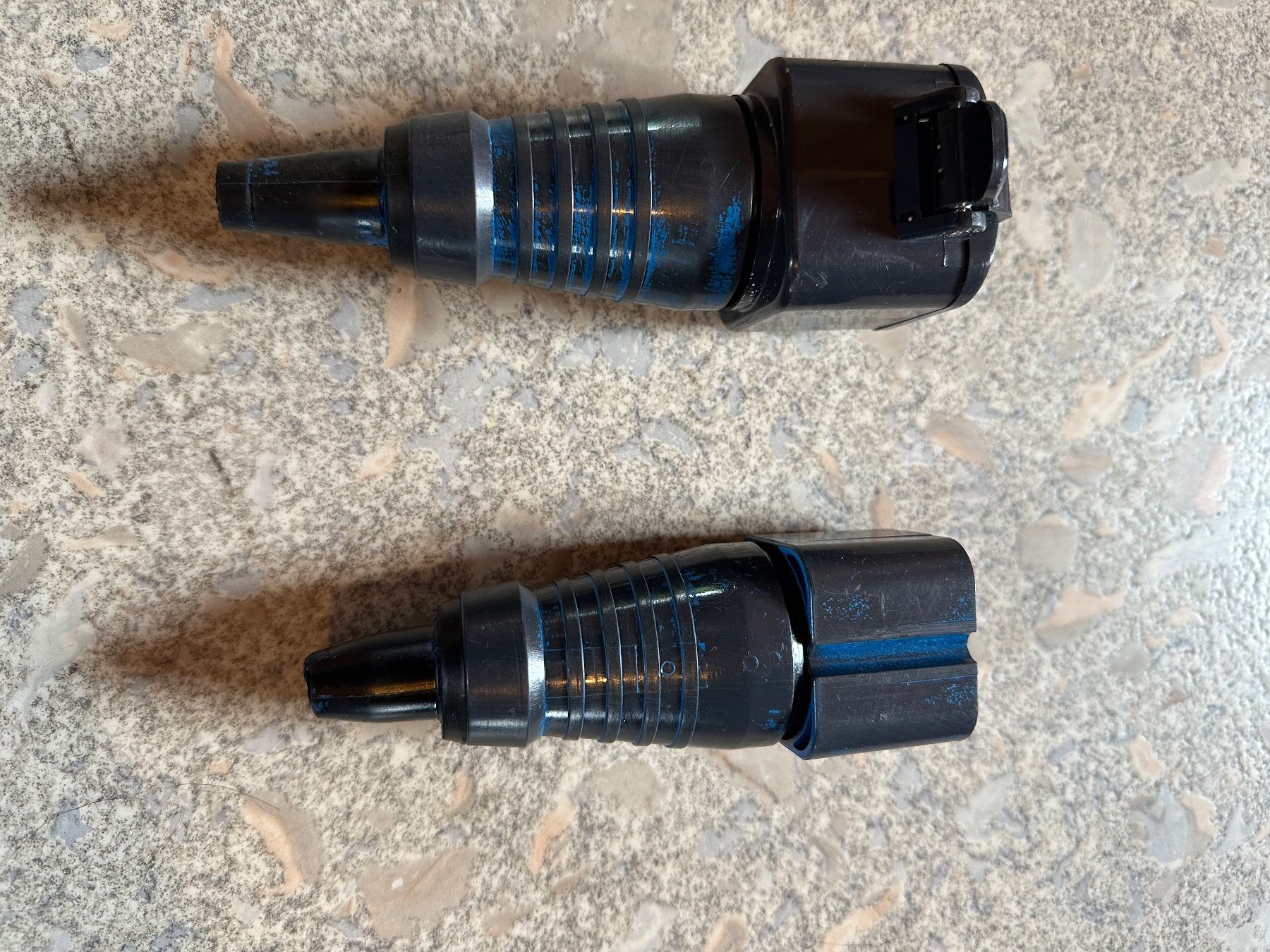 Spine: Stecker und Kupplung  J15 5 polig – Usato da Huttwil venduto da Bolpa 1