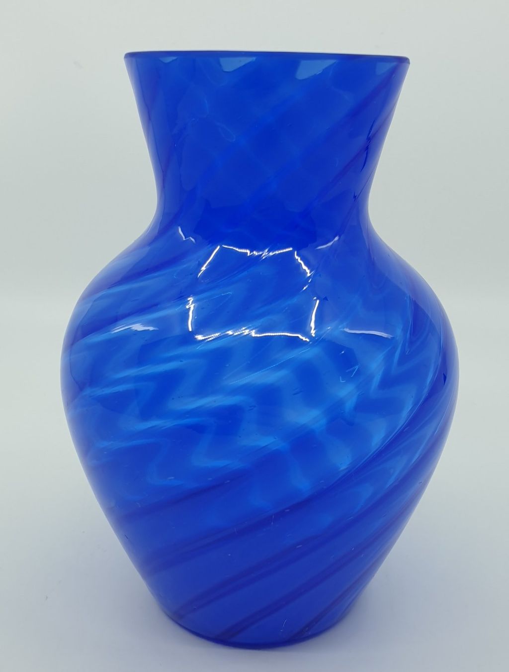 Murano Vasen & Gefässe: Blaue Murano Swirl Vase – Gebraucht aus Emmen von