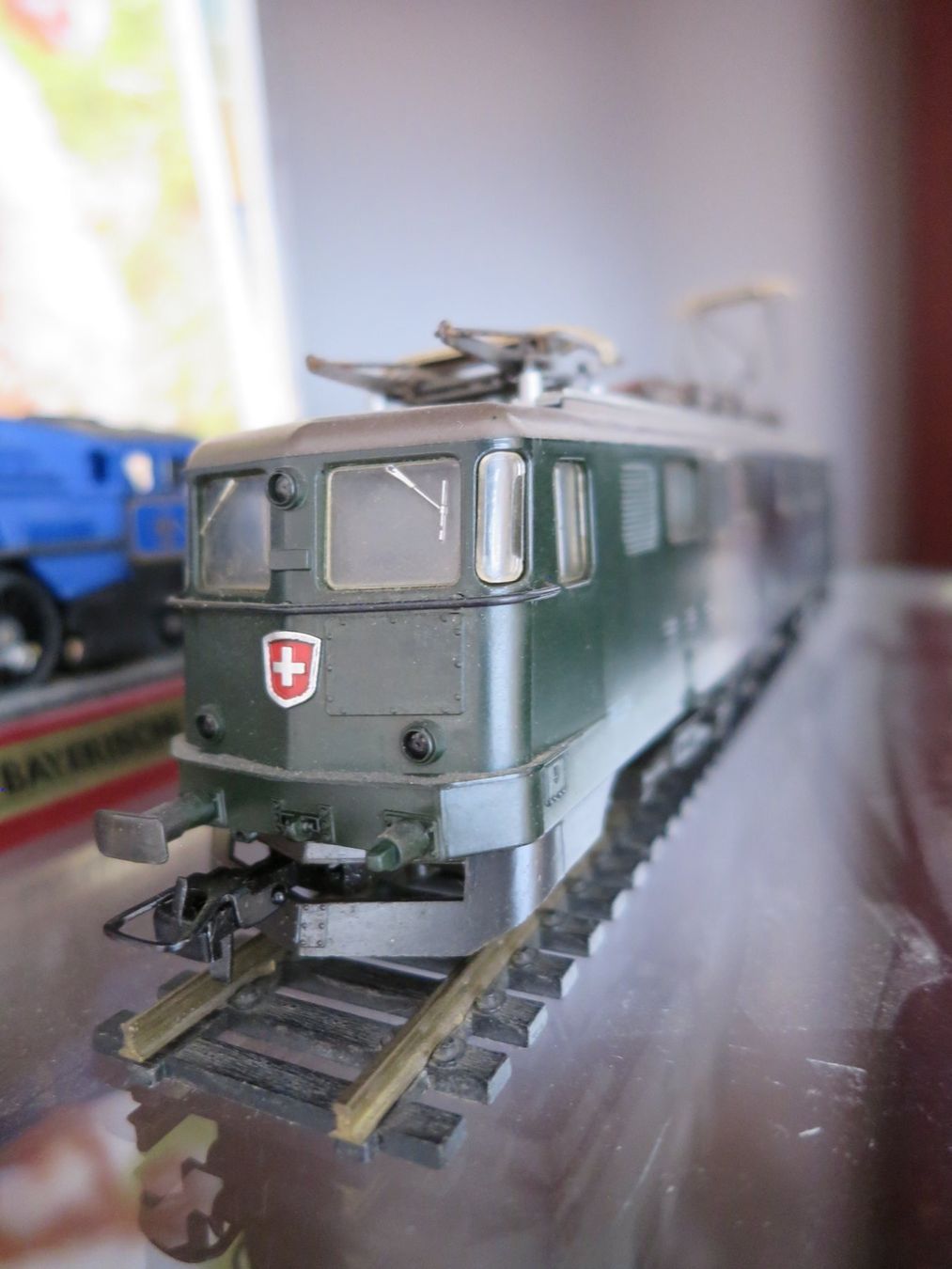 Roco Modelleisenbahnen: ROCO Ae 6/6 – Gebraucht aus Rheinfelden von kampak 1