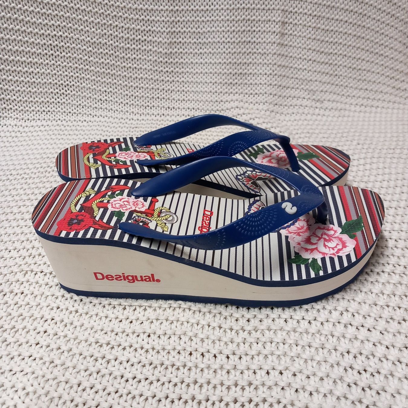 Desigual Scarpe da donna: Desigual Plateau Flip Flops Gr.38 – Usato da Gwatt (Thun) venduto da umwelt-brocki 4