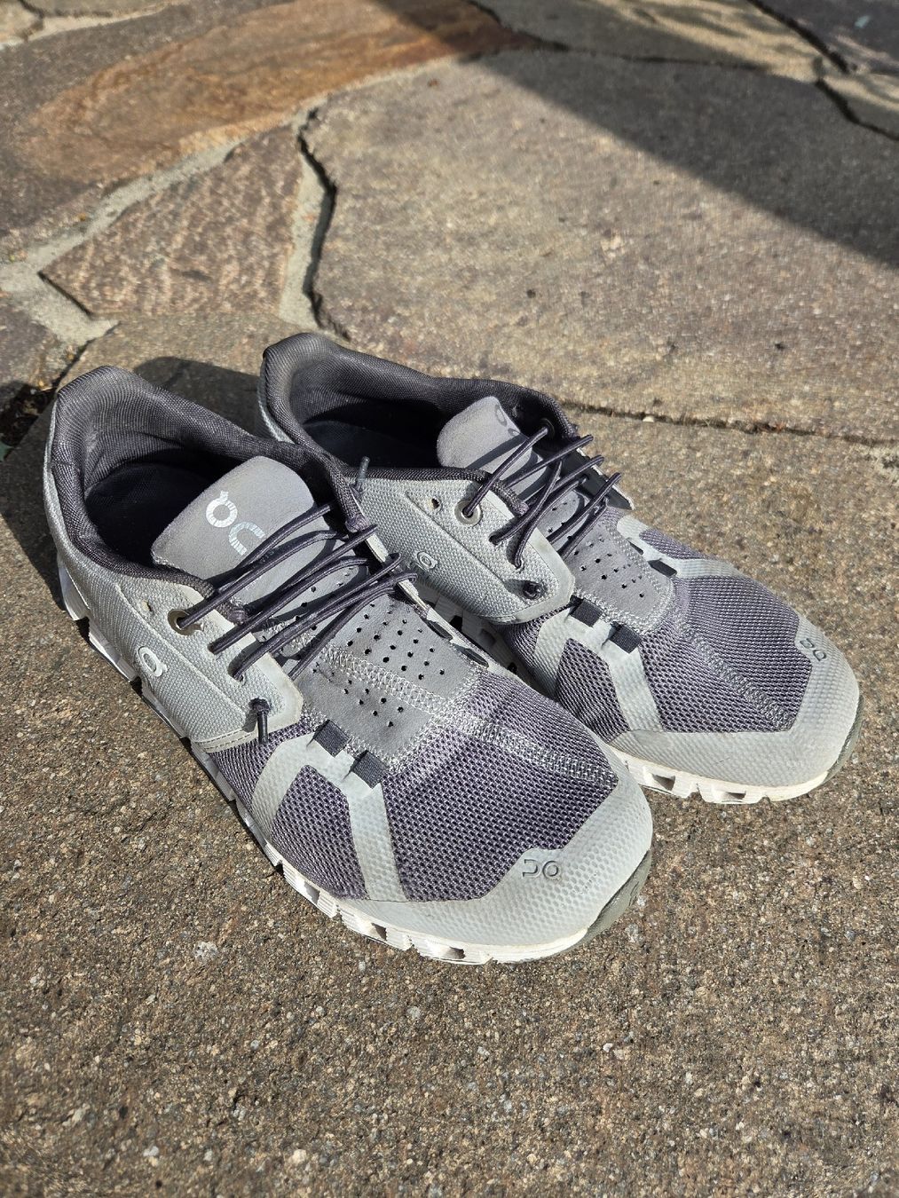 On Scarpe da uomo: ON Cloud Schuhe Herren Grösse 40.5 grau  – Usato da Winterthur venduto da cherzli02