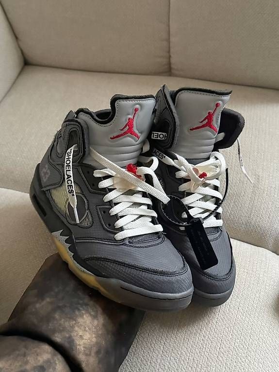 Scarpe da uomo: Jordan 5 Off White – Usato da Flawil venduto da ste_l8l7