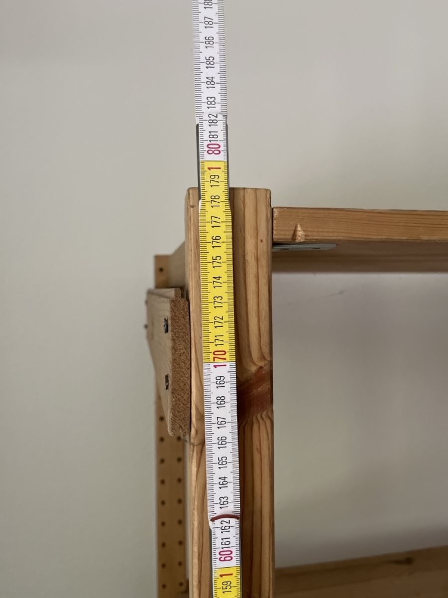 Articles en bois: Regal mit ablagefläche Holz gebraucht – D'occasion à Therwil par gue_7cyy 2
