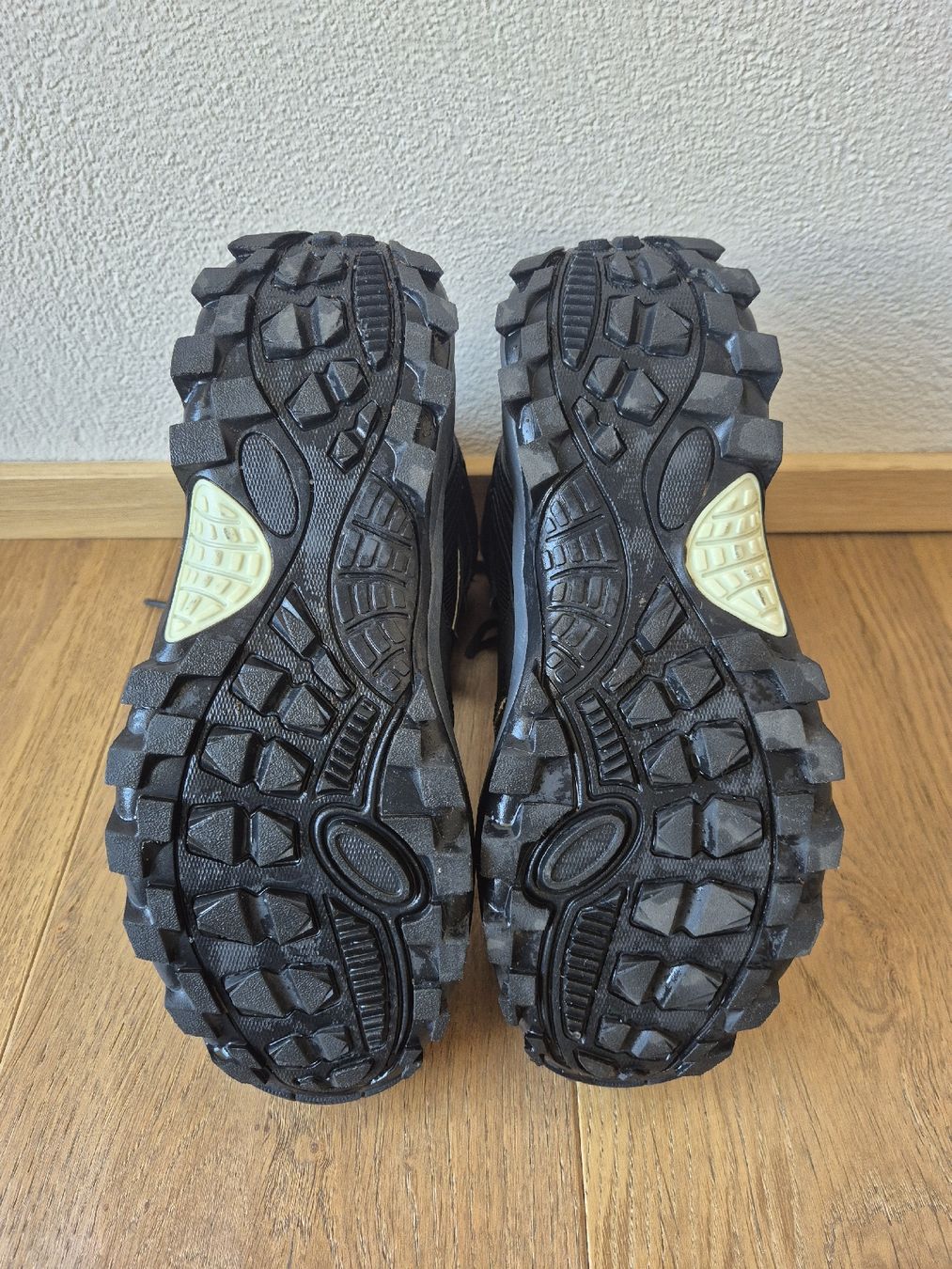 46 Nord Herrenschuhe: Wanderschuhe Grösse 36 von 46Nord – Gebraucht aus Zizers von .sternli. 3
