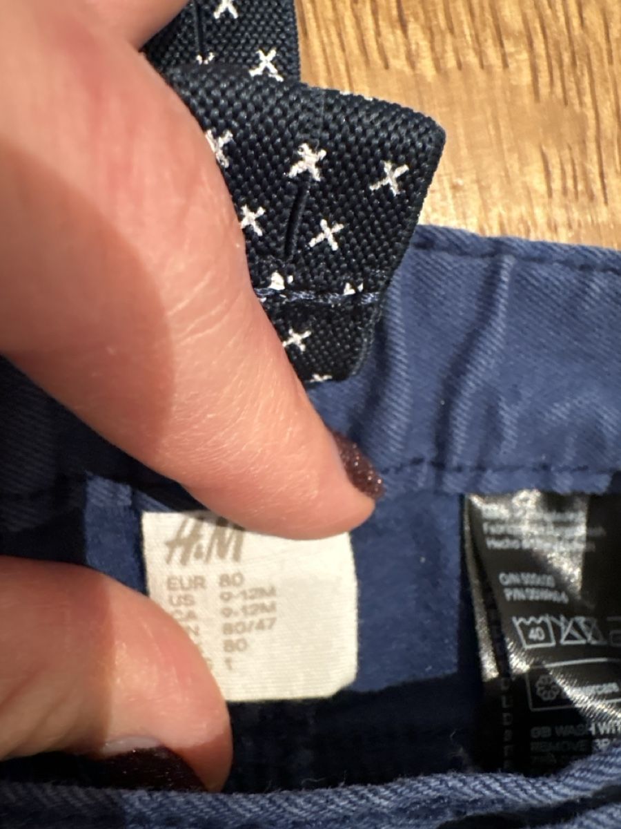 H&M Pantaloni: Jungen Shorts H&M gr. 80 – Usato da Birrhard venduto da kristiii 1