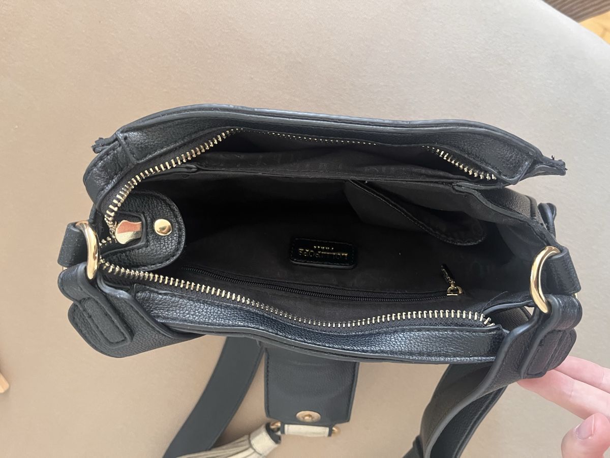 Sacs femmes: Schultertasche  – D'occasion à Basel par fra_z5gc 2