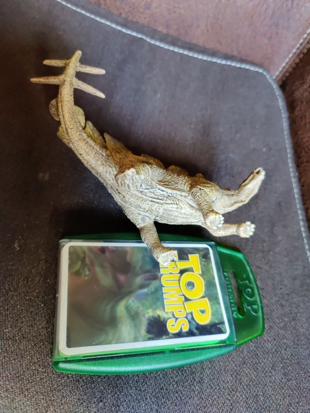 Schleich Giocattoli: Dino set Top Trhumps Stegosaurus – Usato da Degersheim venduto da HariOm 2