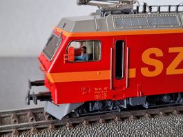 HAG HO Nr 188. Locomotive Re 4/4 Compagnie SZU, selon photos