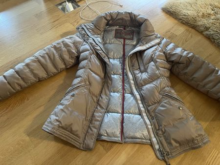 Jacke Milestone Daunenjacke, Grösse 38,