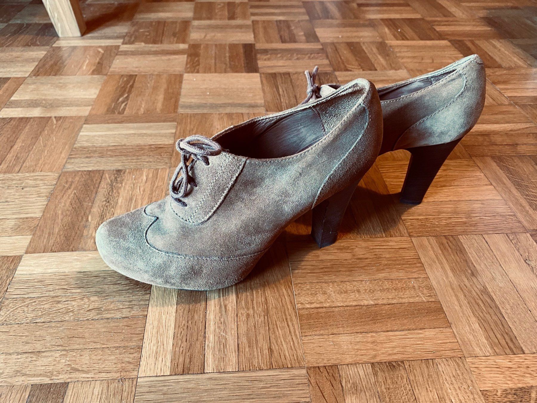 Unisa Scarpe da donna: Stiefeletten/Ankle Boot von UNISA mit Absatz – Usato da Lugano venduto da mariavenezia 1