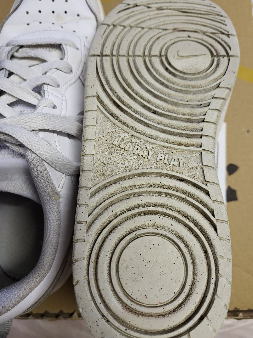 Nike Chaussures hommes: Sneakers der Marke Nike, Gr 38 – D'occasion à Nidau par Maltesers71 2