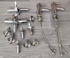 Sanitär Konvolut Armaturen & Eckventile