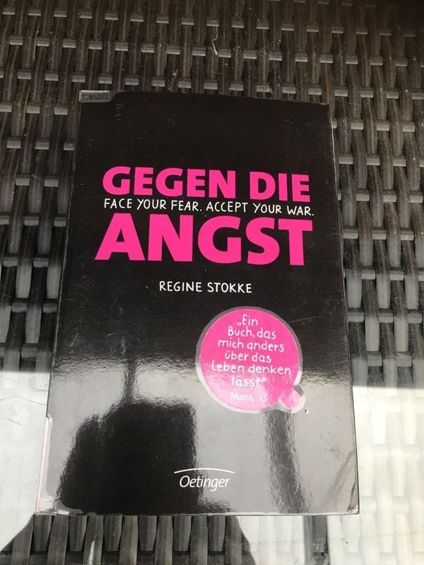 Libri: Gegen die Angst Regine Stokke – Usato da Bergdietikon venduto da book-4-you