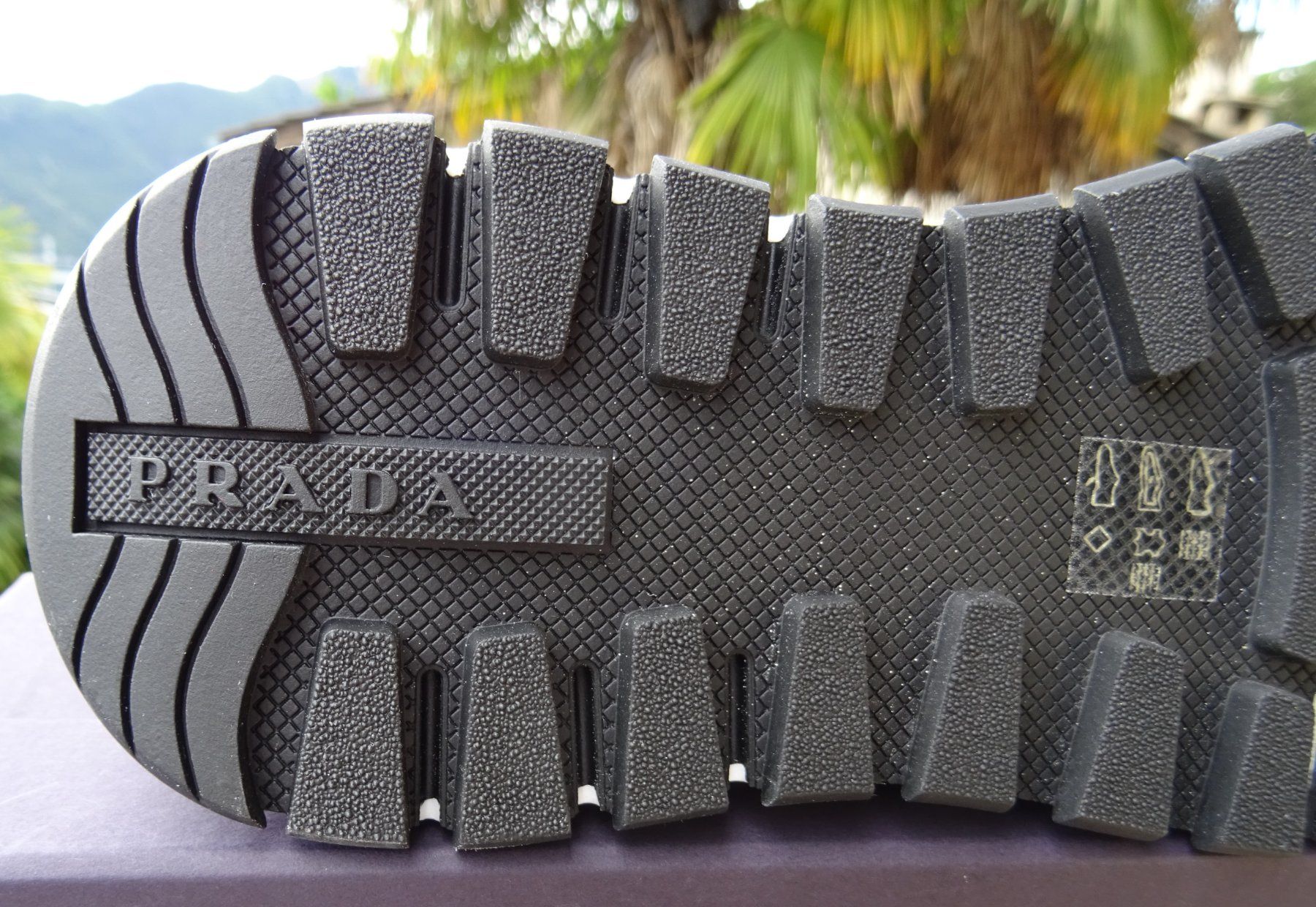 Prada Scarpe da donna: PRADA Originali e Nuovi! Sneakers n. 36 – Nuovo e nell'imballaggio originale da Cadempino venduto da vis_lpp9 4