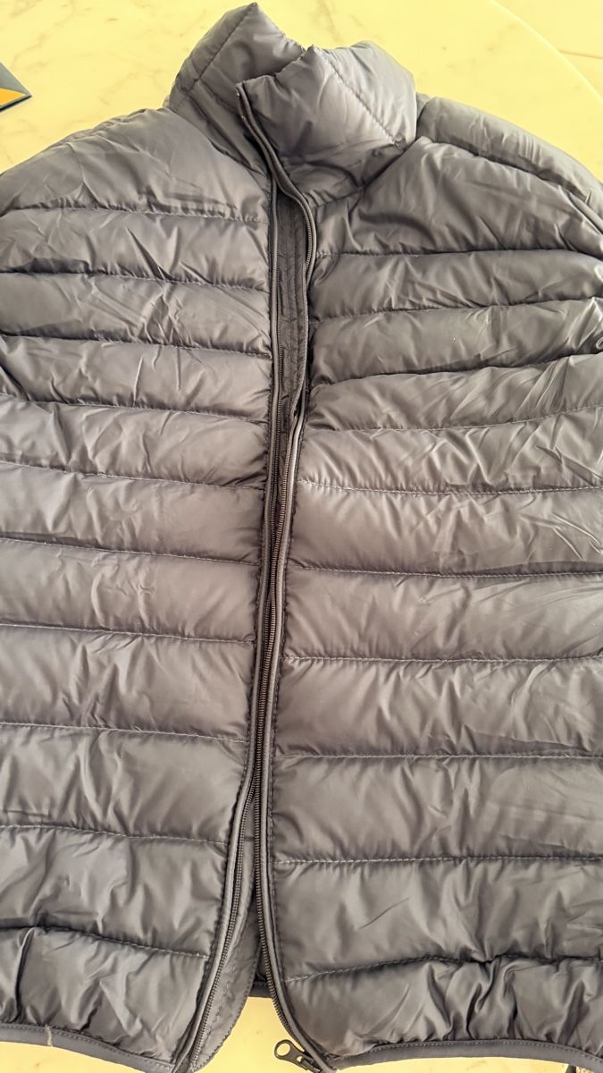 Gilets: Breitling Gilet Gr. M – Neuf (Voir description) à Twann par dieberaterin 2