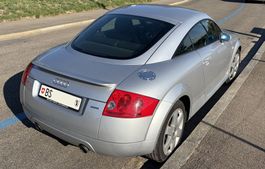 Audi TT 8n Quattro 1.8-Liter-5-Ventil-Turbo mit 225 PS