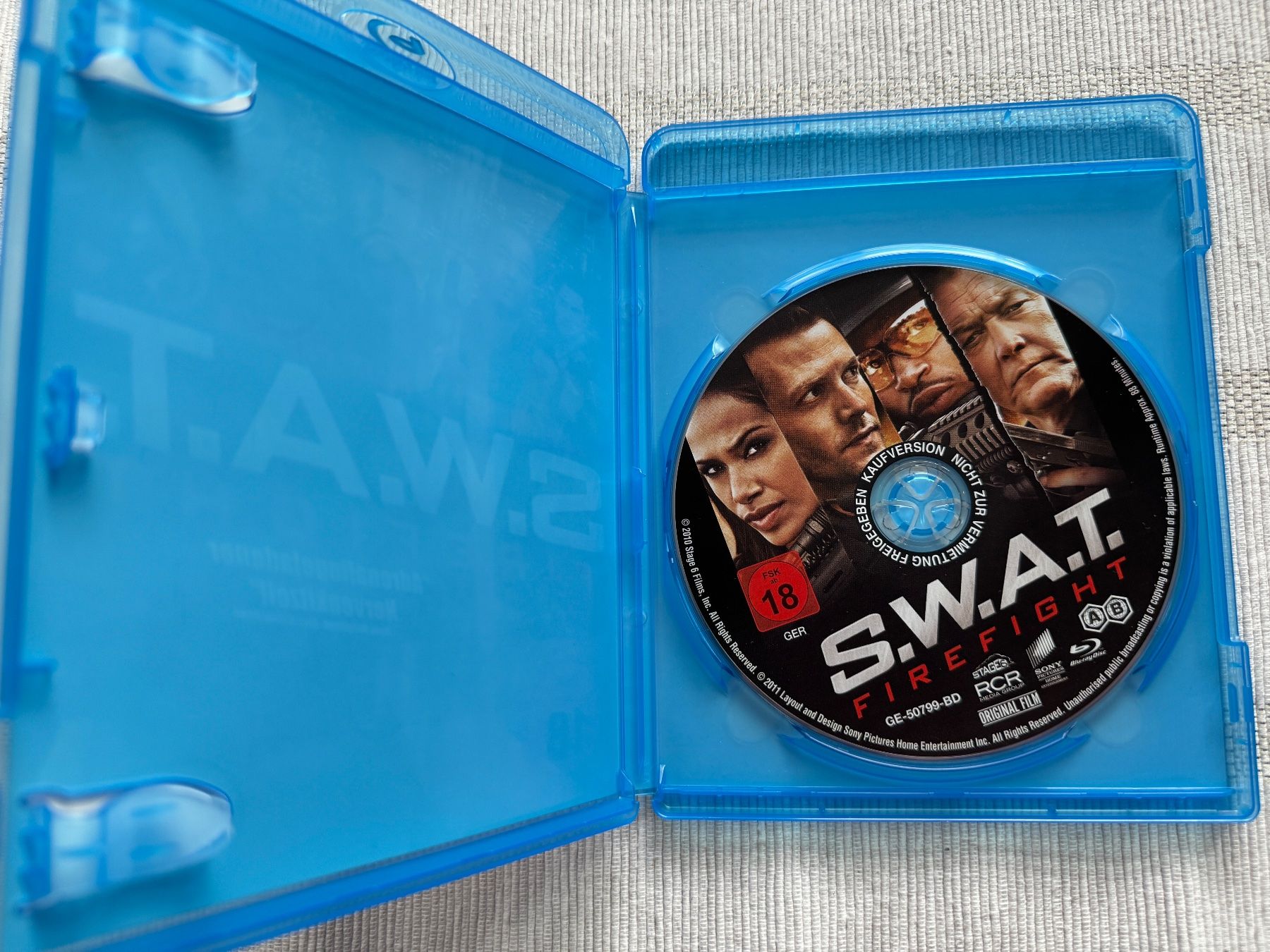 Tutti i DVDs: S.W.A.T. - Firefight [Blu-ray] – Usato da Arbon venduto da drs64 2