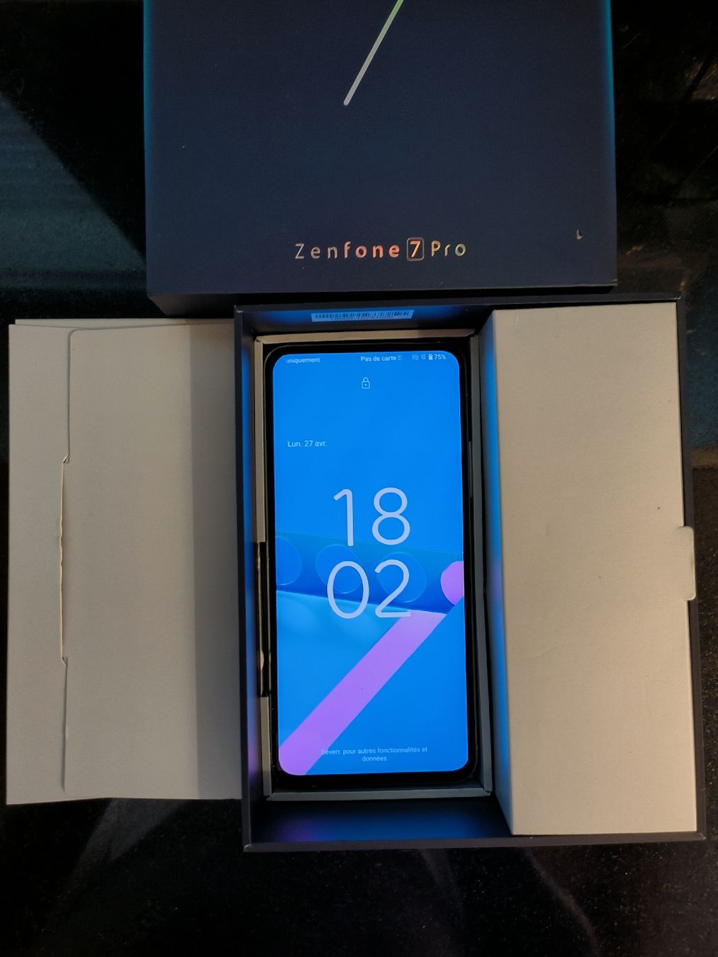 Asus Telefoni cellulari / Smartphones: Asus Zenfrone 7pro.256 Gb  . 5G – Usato da Grimisuat venduto da val_9q7l 6