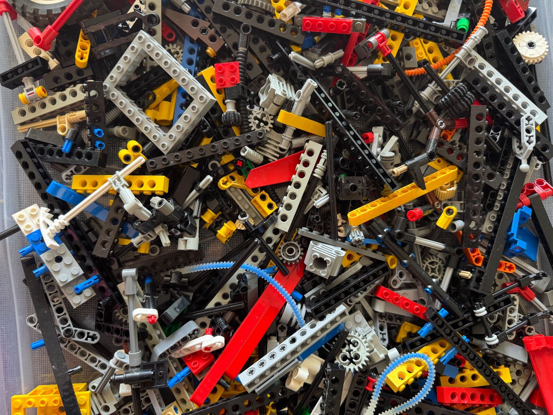 Lego Kit di costruzioni: 1 kg Lego Technic (1) – Usato da Lausanne venduto da garmina30 1