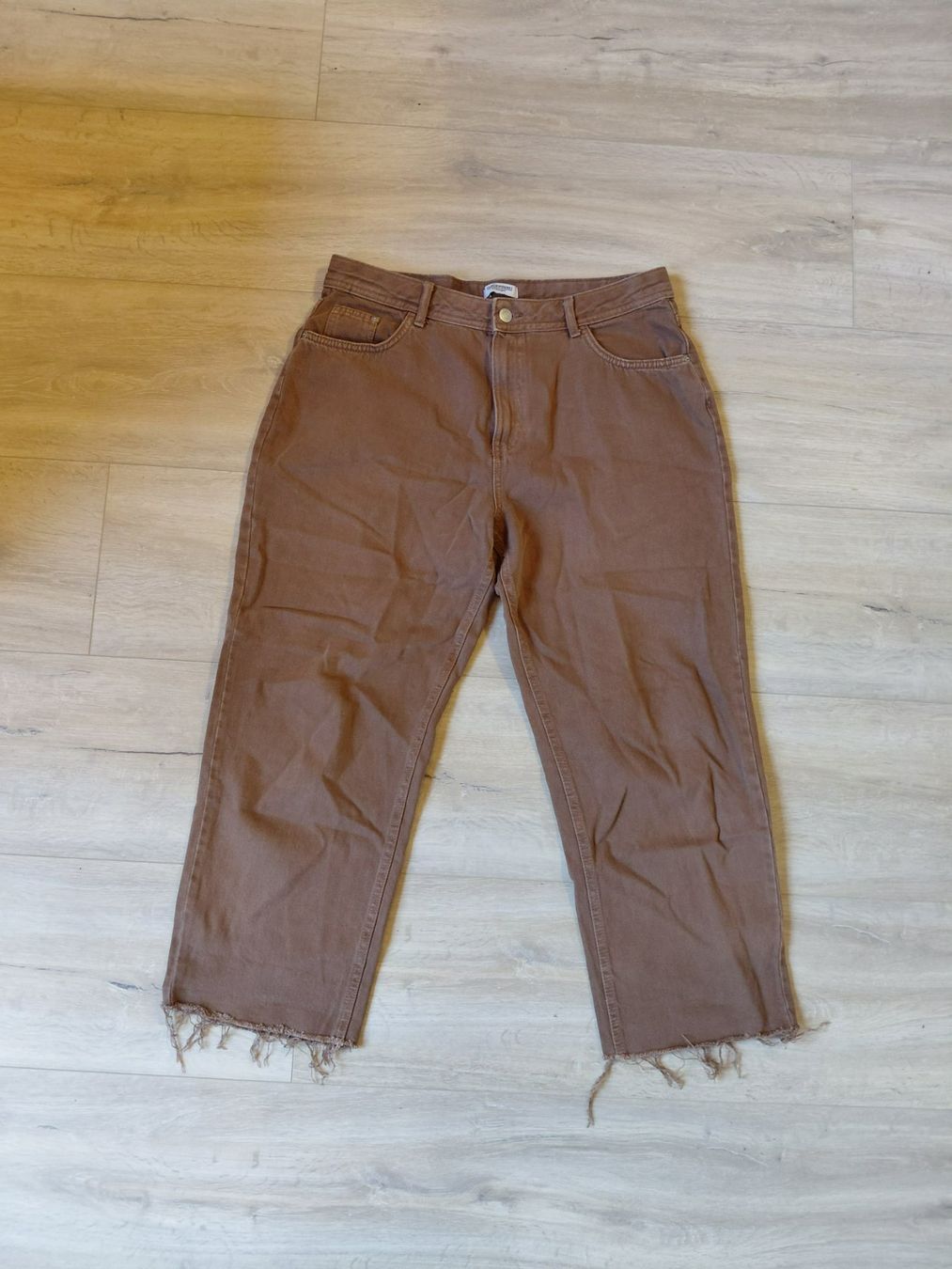 C&A Jeans: Braune Mom-Jeans Gr. 44 – Usato da Baden venduto da al_vp